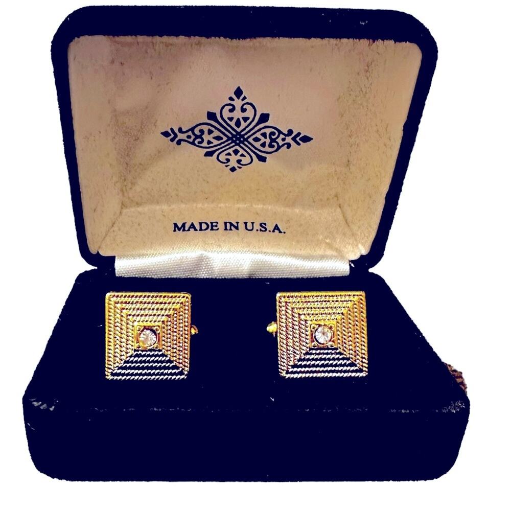 New cuff‎ links gold tone toggle closure